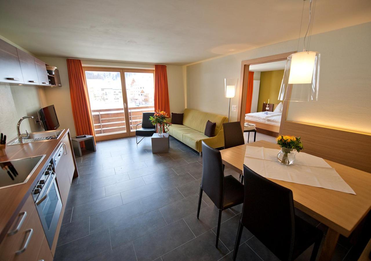 Hotel Garni Bergsonne Samnaun Ruang foto